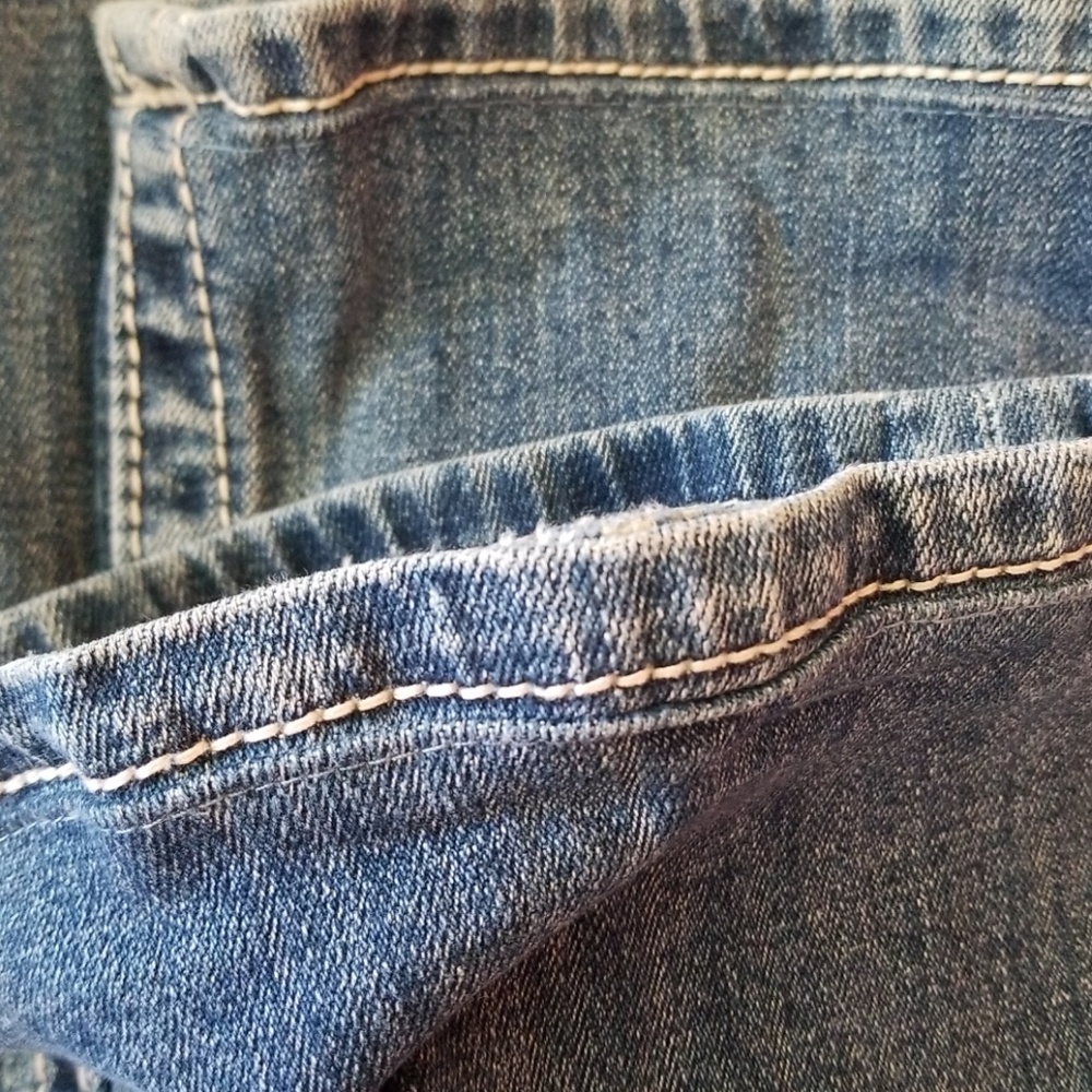 Jeans - Picture 3 of 3